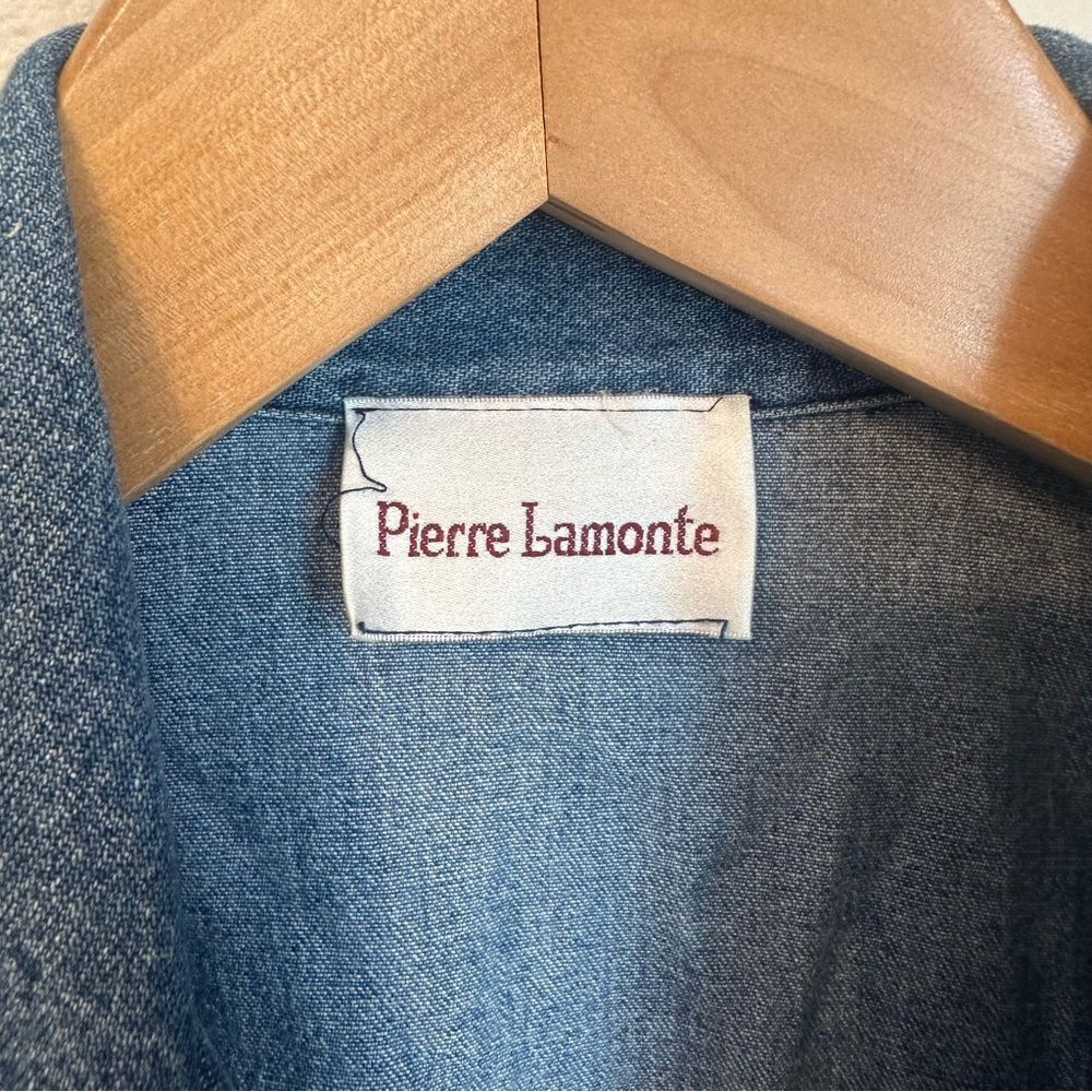 Pierre Lamonte Vintage Blue Denim Jean Blazer with Embellishing - Picture 4 of 6